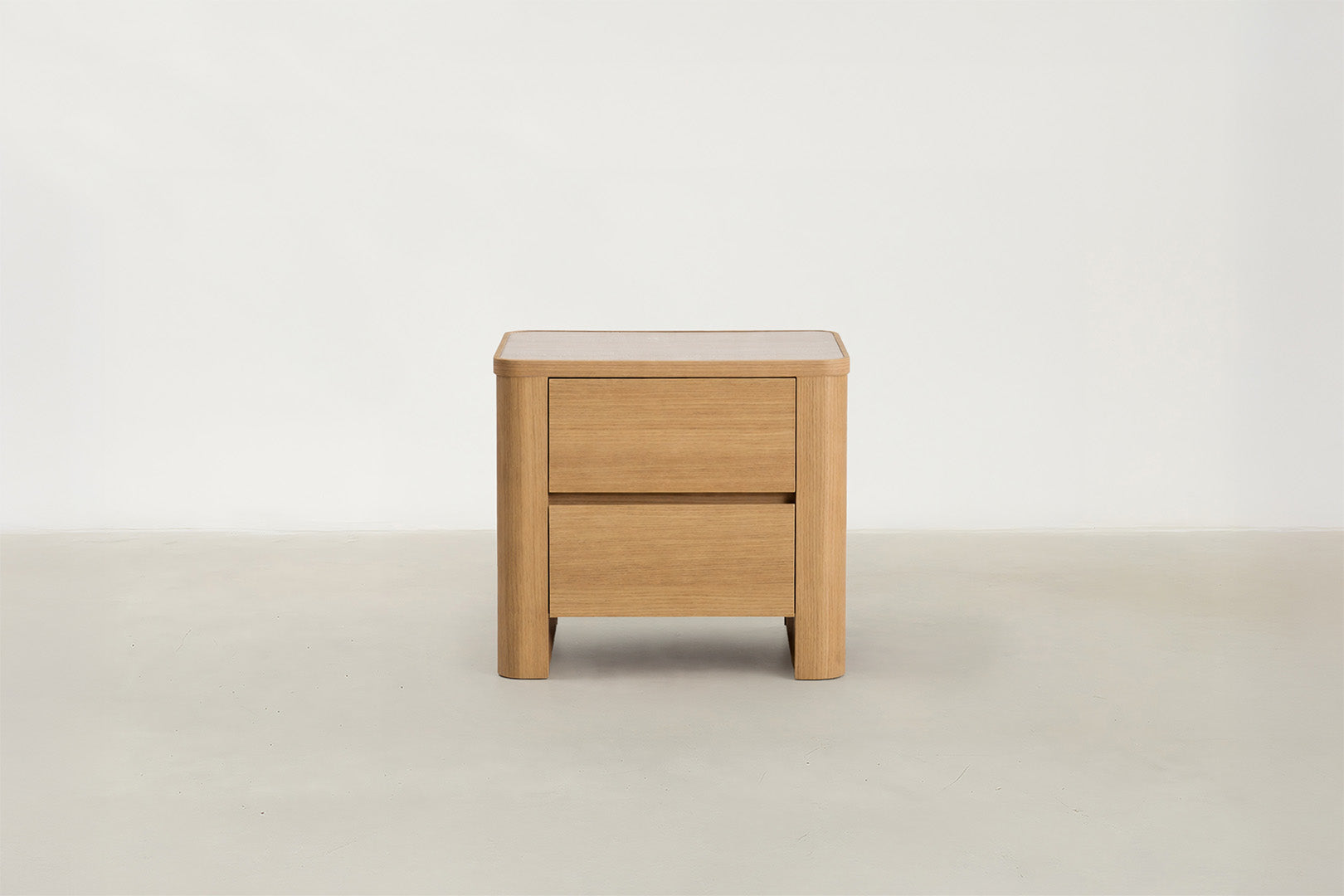 Nakau Japandi nightstand with travertine-look top and oak veneer body