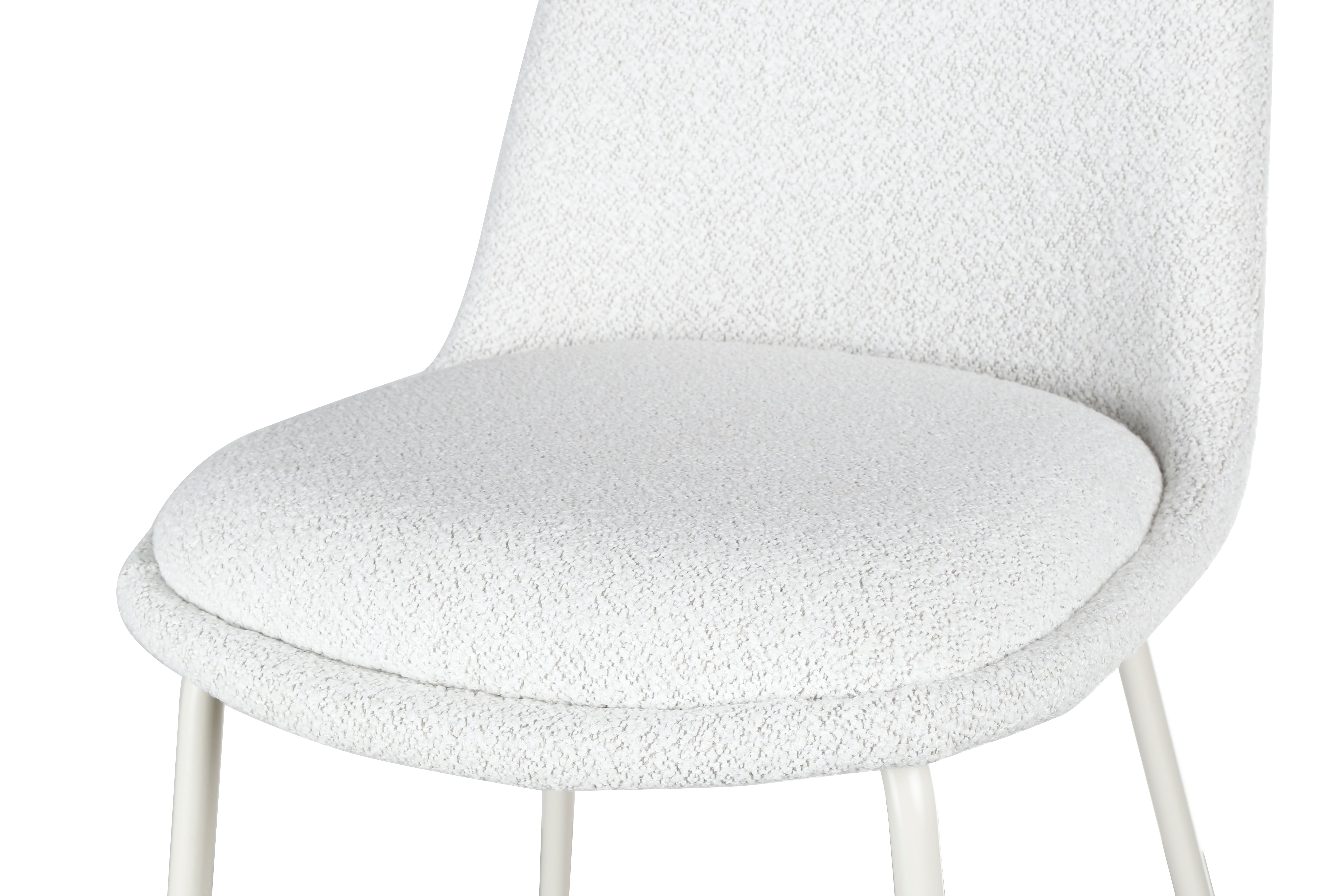Bouclé dining chair with curved backrest and white metal legs – Aura chair for Canadian interiors