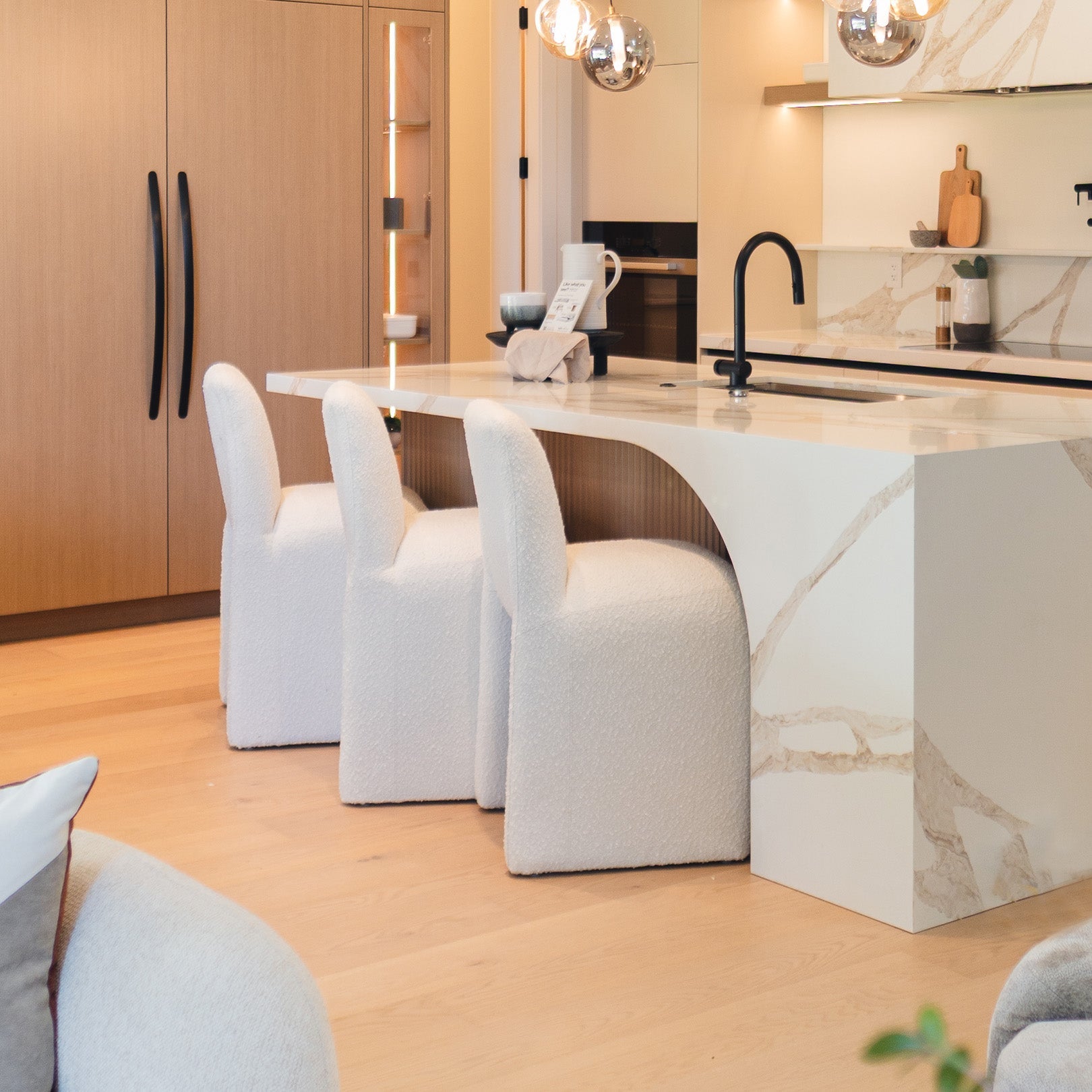 Bar & Counter Stools