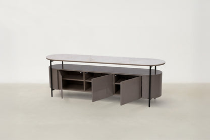 Mepul Luxe TV stand with white stone-pattern sintered stone top and black steel legs