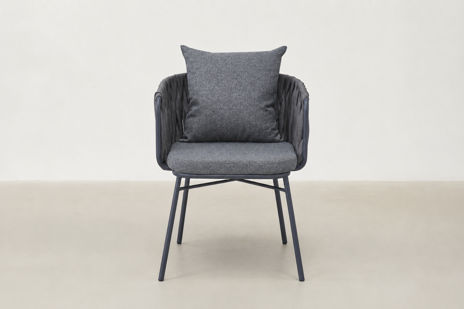 Hvalsey Japandi outdoor chair and end table set with PE rattan weave and steel frame
