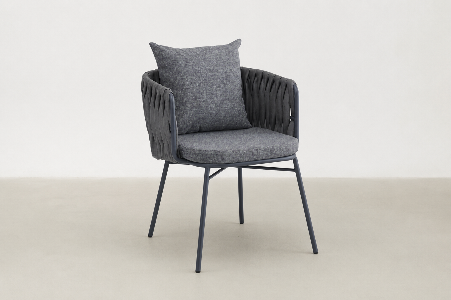 Hvalsey Japandi outdoor chair and end table set with PE rattan weave and steel frame