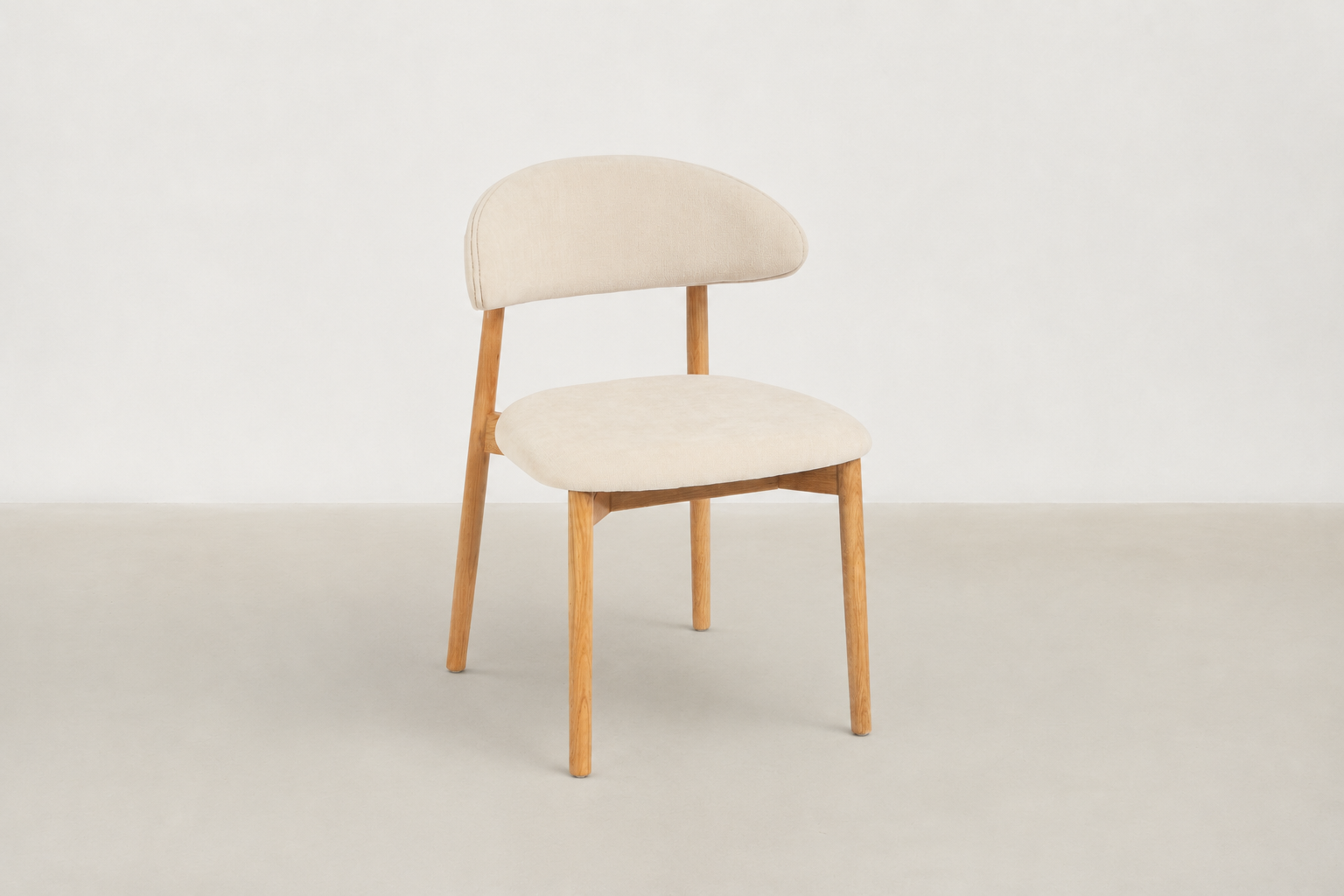 Zamowa Japandi dining chair with soft weave fabric, curved back support, and solid oak legs